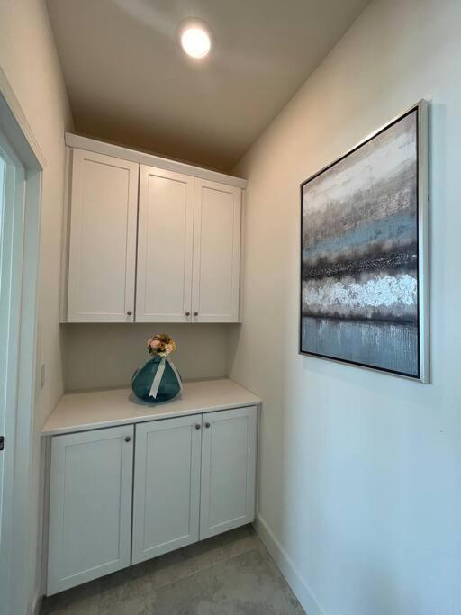Brand-New, Beautiful & Stylish Home In Sacramento! Exteriör bild