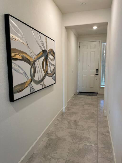 Brand-New, Beautiful & Stylish Home In Sacramento! Exteriör bild