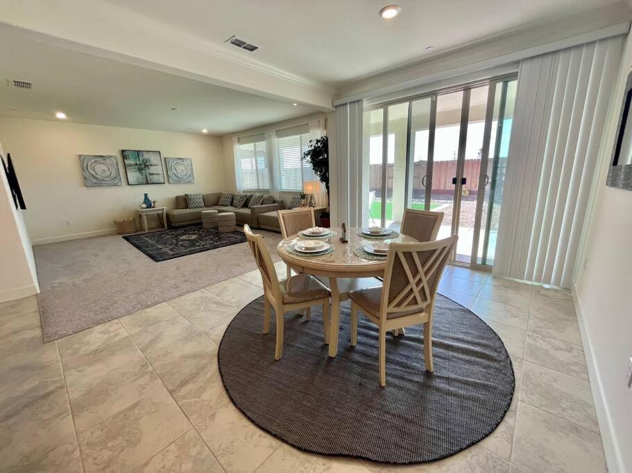 Brand-New, Beautiful & Stylish Home In Sacramento! Exteriör bild
